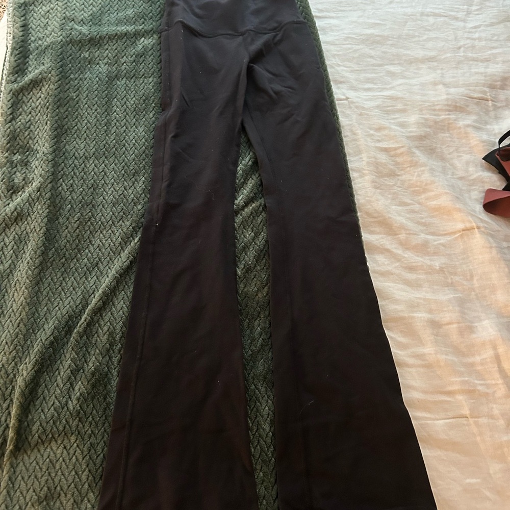 Alo Women's Black Flared Pants